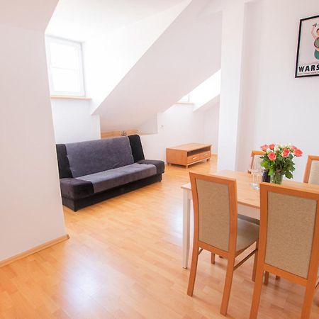 Апартаменти Podwale Str Large Flat In The Heart Of Old Town Варшава Екстер'єр фото